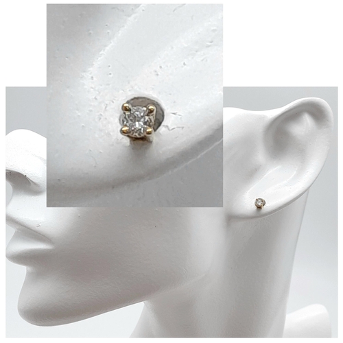 773 - A PAIR OF 9K YELLOW GOLD DIAMOND STUD EARRINGS. 0.7G TOTAL WEIGHT. APPROX. 1.4CM IN LENGTH. Ref: SC ... 