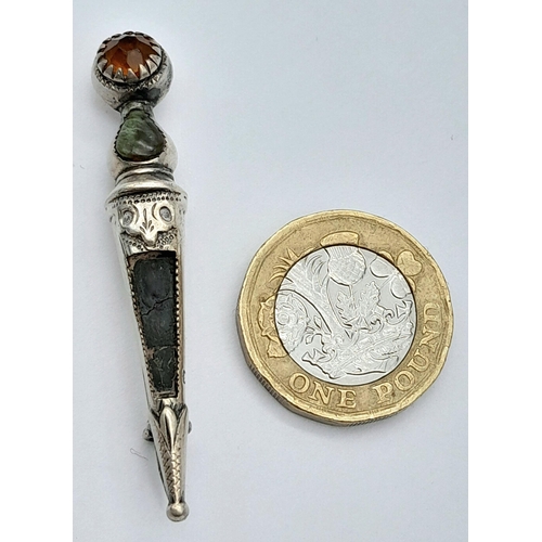 992 - A Vintage Hallmarked 1927/28 Silver Citrine and Hardstone Scottish Brooch. 5cm Length. Set with a 5m... 