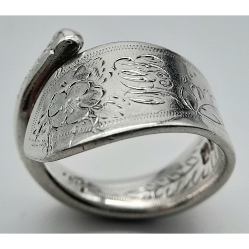 999 - An Antique Hallmarked 1860/1 Silver Flower and Leaf Detailed Ring Size R. The Ring is open shank ove... 