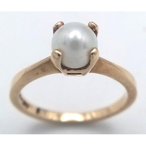 238 - Traditional 10 CARAT GOLD, PEARL RING. Having single Pearl set to top in classic Four Claw mount. 2.... 