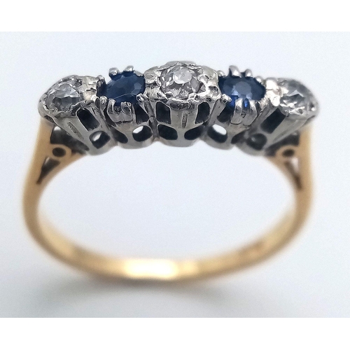 303 - AN 18K YELLOW GOLD & PLATINUM VINTAGE DIAMOND & SAPPHIRE RING. 2.35G TOTAL WEIGHT. SIZE L. Ref: SC 1... 