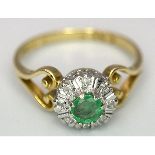 345 - AN 18K YELLOW GOLD DIAMOND & EMERALD RING. 3.15G IN WEIGHT. SIZE N. Ref: SC 1056