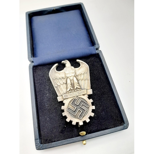 66 - A 3rd Reich Dr Fritz Todt Silver Grade Prize Winner Badge.