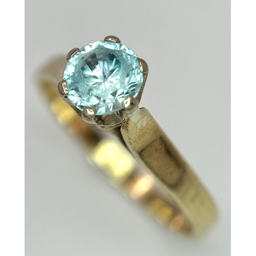 70 - Beautiful 9 CARAT GOLD, AQUAMARINE SOLITAIRE RING. Fully hallmarked.  2.08 grams. Size M.