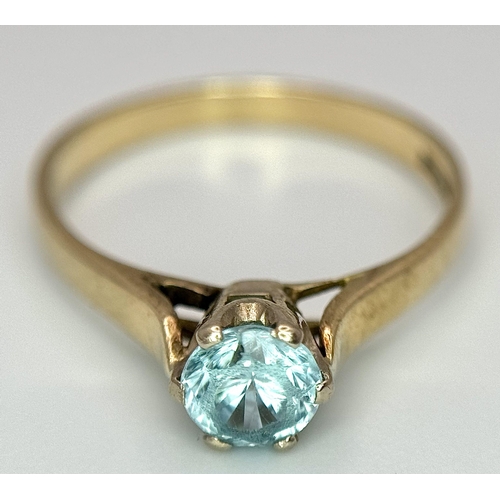 70 - Beautiful 9 CARAT GOLD, AQUAMARINE SOLITAIRE RING. Fully hallmarked.  2.08 grams. Size M.