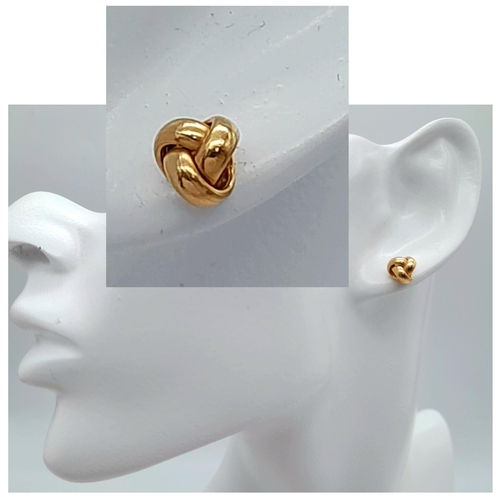 322 - Classic pair of 9 CARAT GOLD ‘KNOT’ STUD EARRINGS. Complete with backs.  0.43 grams.