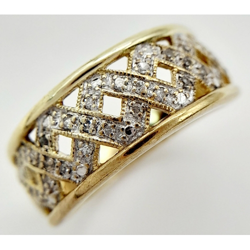 443 - A 9K YELLOW GOLD DIAMOND SET FANCY DESIGN BAND RING. 3G TOTAL WEIGHT. SIZE M AND 1/2. Ref: SC 1005