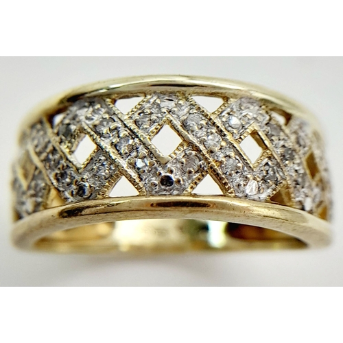 443 - A 9K YELLOW GOLD DIAMOND SET FANCY DESIGN BAND RING. 3G TOTAL WEIGHT. SIZE M AND 1/2. Ref: SC 1005