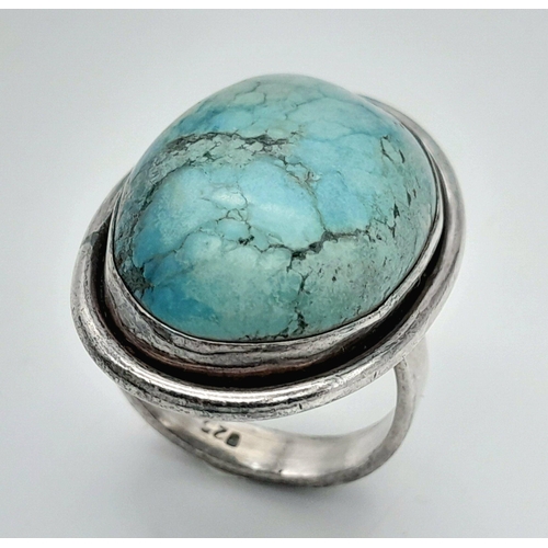 913 - A STERLING SILVER STONE SET RING. 14.1G IN WEIGHT. SIZE S. Ref: 7852