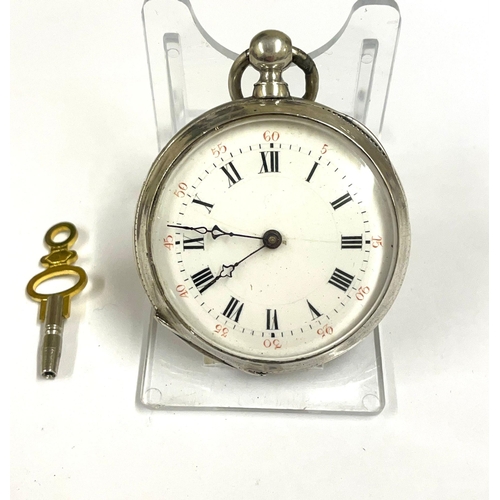 783 - A Silver gents pocket watch, working order.