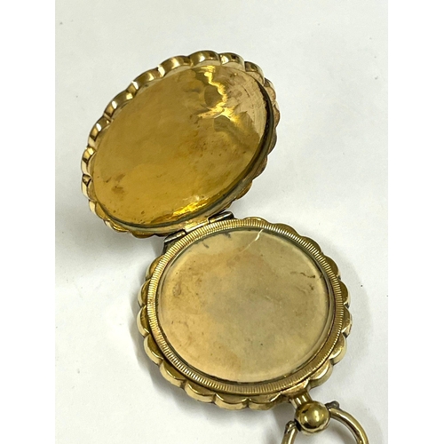 994 - A Large Victorian yellow metal locket 4.5cm.