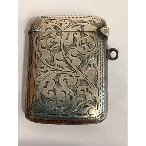 602 - Antique SILVER VESTA. Clear Hallmark for Joseph Gloster, Birmingham 1907. opens and closes perfectly... 