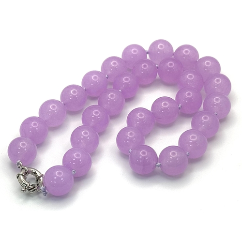 528 - A Large Beaded Lavender Jade Necklace. 14mm beads. 42cm necklace length.