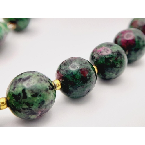 285 - A wonderful set of natural Ruby-Zoisite necklace, bracelet and earrings set sterling silver- and gol... 