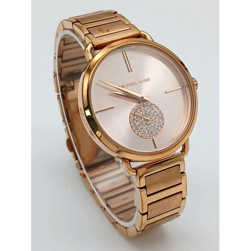 816 - A Rose Gold Tone Michael Kors Quartz Watch Model MK3640. 37mm Case. New Battery Fitted December 2024... 