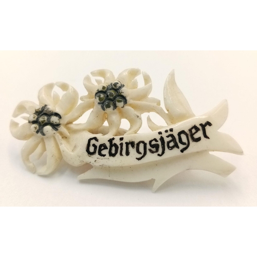 928 - A WW2 German Gebirgsjäger (Mountain Troops) Sweethearts Brooch.