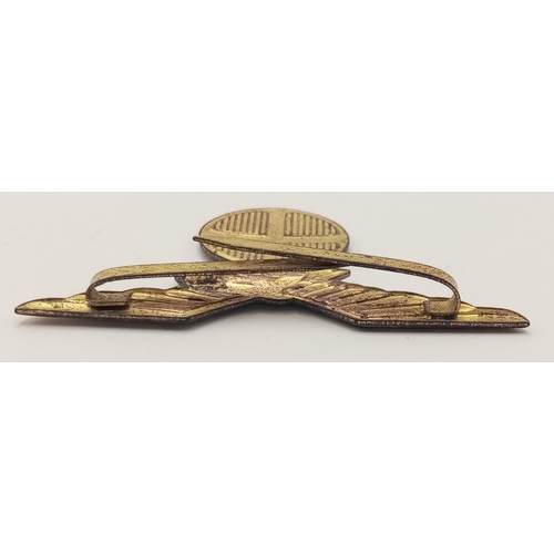 688 - A WW2 Norwegian Ski Cap-Kepi Eagle Cap Badge. Circa 1942-1945