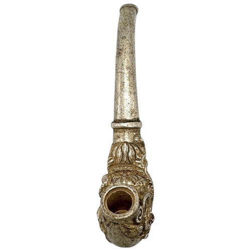 1097 - A vintage Chinese Silver Dragon Opium Pipe. Intricate dragon motif detailing, featuring engraved and... 