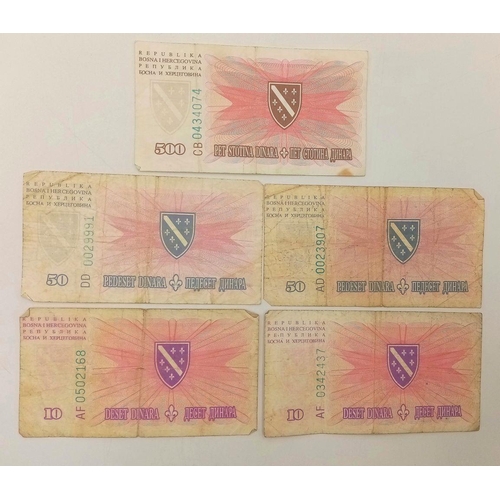 910 - Five Vintage Bosnia and Herzegovina Dinara Currency Banknotes. Please see photos for conditions.