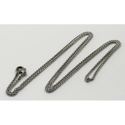 1382 - An 18K White Gold Prince of Wales Link Chain. 60cm. 7.6g