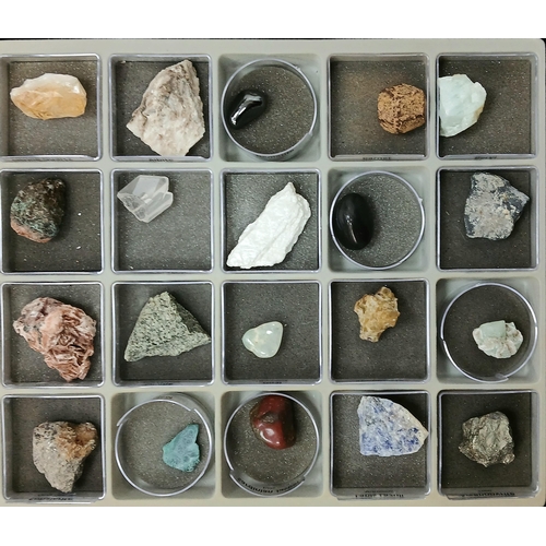 1385 - Treasures of the Earth minerals and gemstones collection. Consisting of six folders and five full di... 