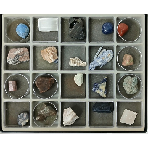 1385 - Treasures of the Earth minerals and gemstones collection. Consisting of six folders and five full di... 