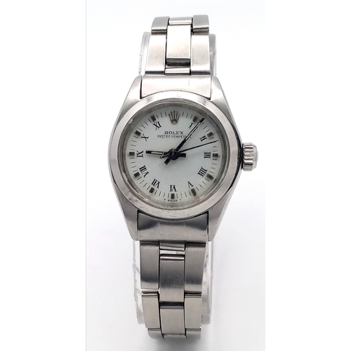 208 - A Vintage Rolex Oyster Perpetual Automatic Ladies Watch. Stainless teel bracelet and case - 26mm. Wh... 