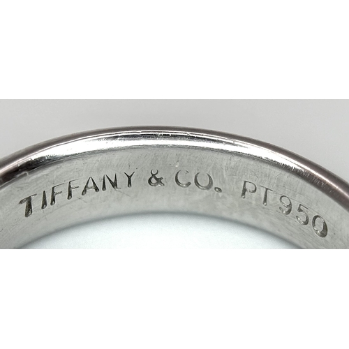 352 - A Tiffany 950 Platinum Diamond Solitaire Ring. 0.25ct. Size I. 
6.1g. Original Tiffany packaging. Re... 