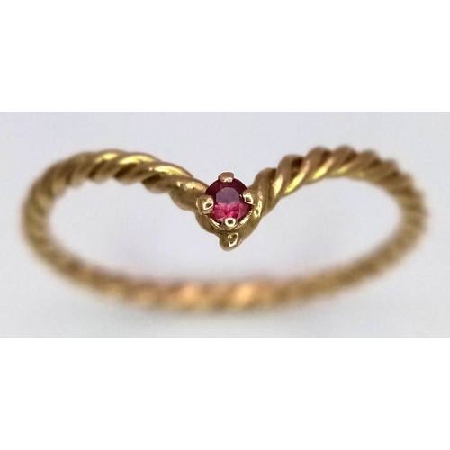 477 - A 9K Yellow Gold Thin Chevron Ring. Size O. 0.9g