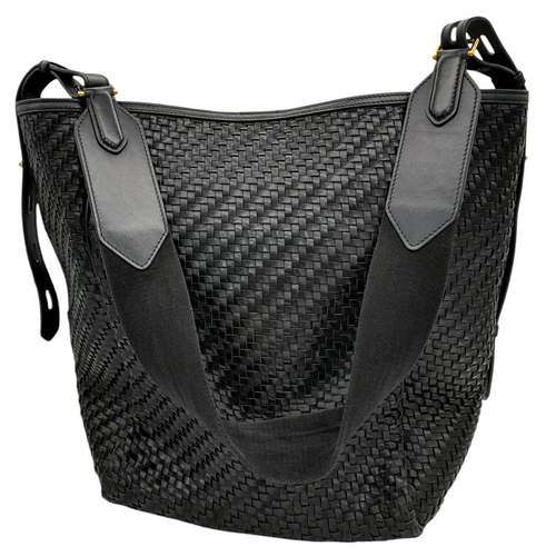 342 - A Tom Ford Black Tote Bag. Woven leather exterior with gold-toned hardware, leather and textile adju... 