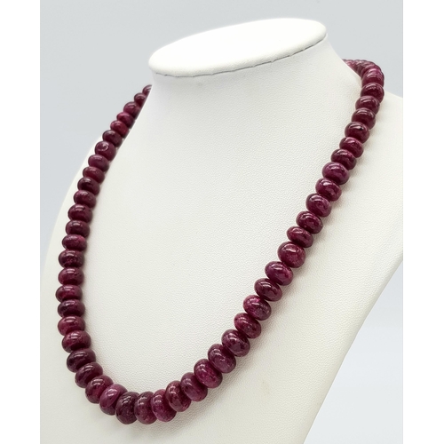 582 - A Ruby Rondelle Graduated Gemstone Necklace with 925 Silver Clasp. 42cm. CD-1664