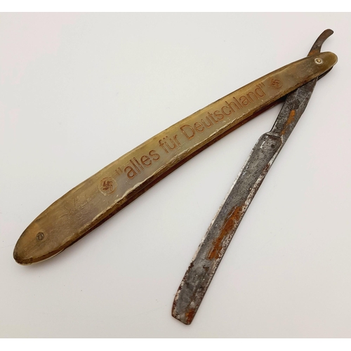 1083 - A WW2 German Patriotic Horn Handle Cut Throat Razor.