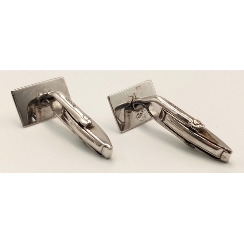 1567 - A Pair of Vintage Sterling Silver Rhodium Plated Detailed Cufflinks 1.5cm Width. In original Hinge O... 