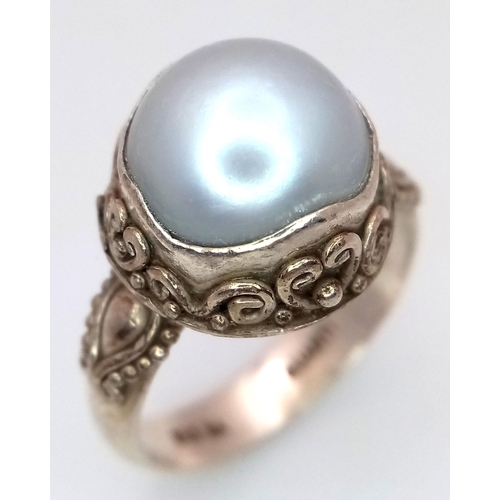 1553 - A Vintage Suarti Sterling Silver Pearl Set Ornate Detailed Ring Size R. The Ring is Set with a 1.1cm... 