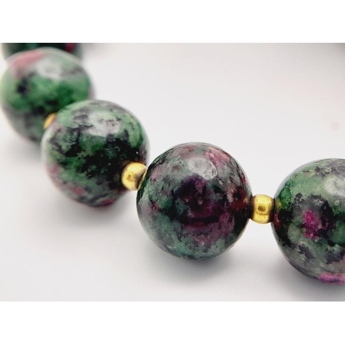 1291 - A wonderful set of natural Ruby-Zoisite necklace, bracelet and earrings set sterling silver- and gol... 