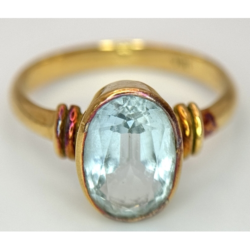 131 - AN 18K YELLOW GOLD AQUA VINTAGE RING, 3.4G TOTAL WEIGHT, SIZE L. REF: SH1845I