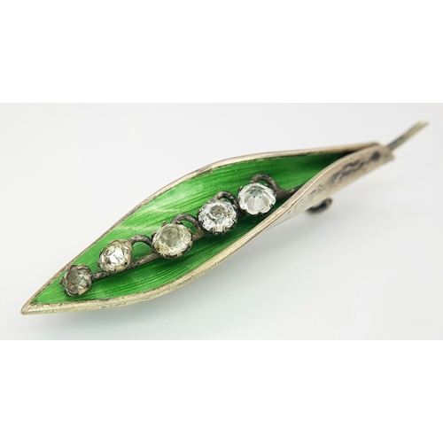 516 - A WW1 Hallmarked 1918 Silver and Enamel Leaf Brooch Set with Clear Stones. 4.5cm Length. Gross Weigh... 