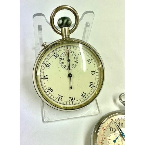 452 - Two Military split second pocket watch stopwatch working & 1 other as found. Ref: Lu8