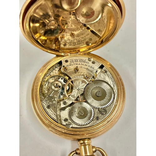 57 - A Vintage gents Waltham full hunter pocket watch. In working order. Ref:Lu3