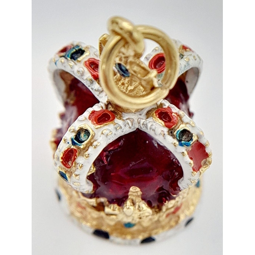 106 - A 9K YELLOW GOLD ENAMELLED ROYAL CROWN CHARM / PENDANT 1.2CM x 2.5CM, 6.6G TOTAL WEIGHT. Ref: SC 200... 