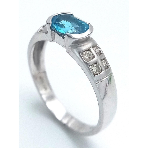 225 - A 9K WHITE GOLD DIAMOND & LONDON BLUE TOPAZ RING 2.4G TOTAL WEIGHT, SIZE M. Ref: SC 2003