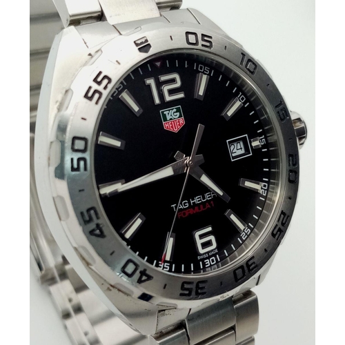 241 - A Tag Heuer Formula 1 Gents Quartz Watch. Stainless steel bracelet and case - 42mm. Black dial with ... 