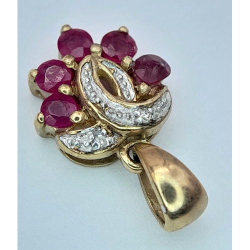 510 - A 9K YELLOW GOLD DIAMOND & RUBY PENDANT 1G TOTAL WEIGHT. Ref: SC 2044