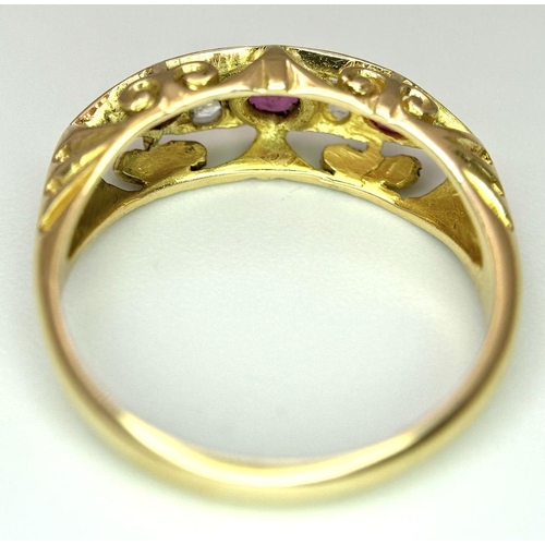 59 - AN 18K YELLOW GOLD VINTAGE DIAMOND & RUBY RING 2.7G TOTAL WEIGHT, SIZE K. Ref: SC 9012