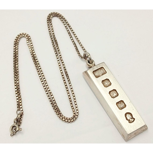 606 - A Heavy Vintage 1977 (Jubilee Year) Silver Ingot Pendant Necklace. 46cm Length Sterling Silver Chain... 