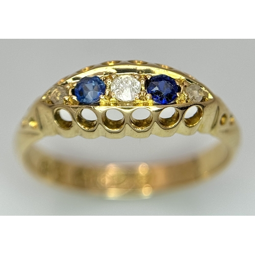 155 - AN 18K YELLOW GOLD ANTIQUE GEORGIAN OLD CUT DIAMOND & SAPPHIRE FIVE STONE RING 2.4G TOTAL WEIGHT, SI... 