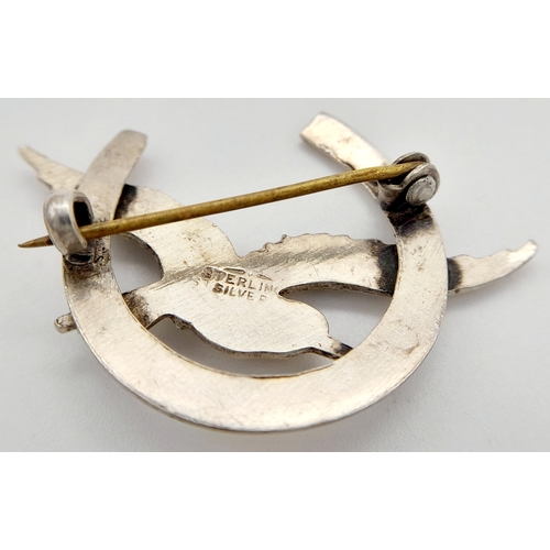 1091 - A Vintage Sterling Silver Bird and Lucky Horseshoe Brooch 3.5cm Width. Gross Weight 4.45 Grams