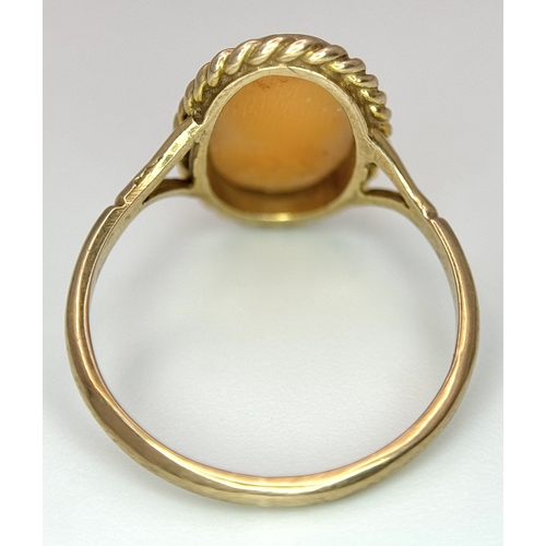 21 - Vintage 9 CARAT GOLD CAMEO RING. Classic ‘ Coffee and cream’ design with Beautiful GOLD ROPE MOUNT. ... 