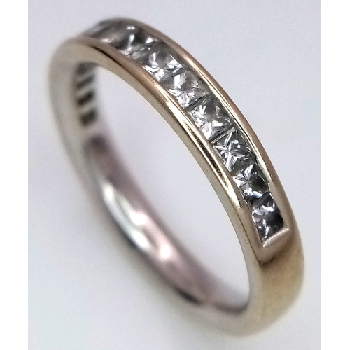 553 - Elegant 18 CARAT GOLD and DIAMOND RING. Consisting a fully hallmarked Yellow GOLD BAND with 14 Princ... 