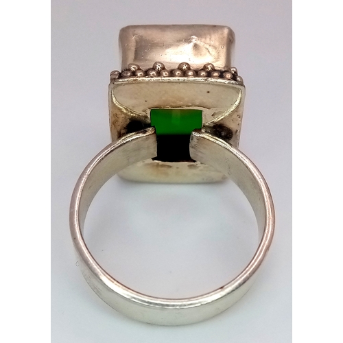 676 - An Impressive Vintage Sterling Silver and Elbaite Set Ring Size Q. The ring is set with a high mount... 